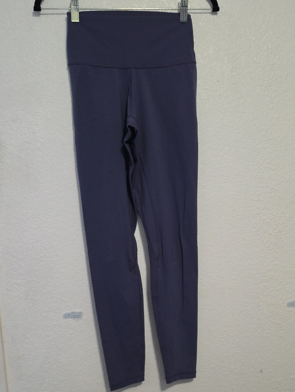 High-Rise Navy Leggings - Women's Performance Leggings